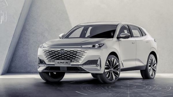 Changan удивил ценами в Белоруссии: до 1 млн рублей дешевле, чем в России