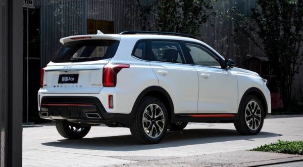 В России появился новый кроссовер Kia со «злым» дизайном, который стоит дешевле «китайцев»