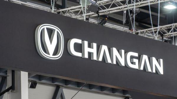 Changan удивил ценами в Белоруссии: до 1 млн рублей дешевле, чем в России