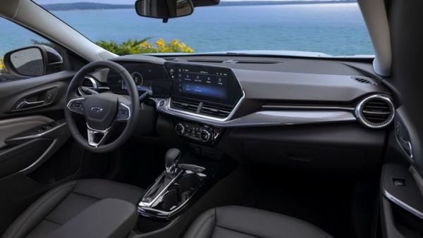 В России появился новый дешевый кроссовер Chevrolet, который намного доступнее «китайцев»