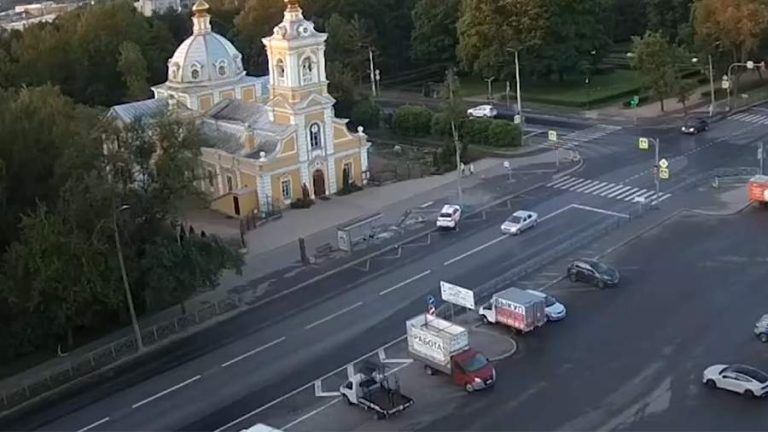 Одна женщина погибла и одна пострадала в ДТП с каршерингом в Санкт-Петербурге