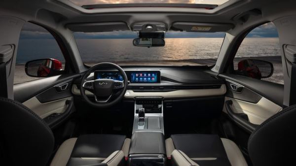 Больше не самый доступный: Chery лишила Tiggo 4 Pro «народной» комплектации