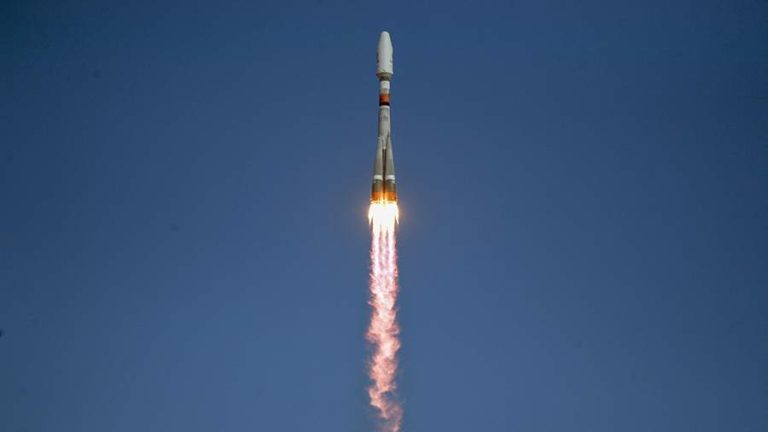 Спутник «Бион-М» № 2 с мышами и дрозофилами отправился к орбите