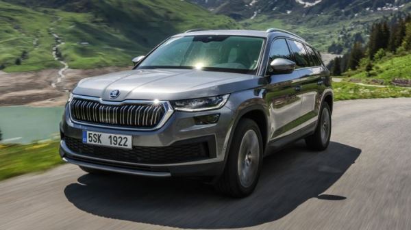 Популярный семейный кроссовер Skoda вернулся в Россию. Цена приятно удивит