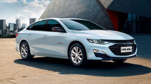В России появился новый роскошный седан Chevrolet, который стоит дешевле «Лады»