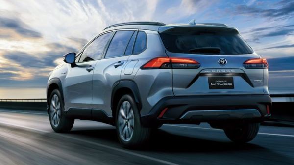 В России появился новый доступный кроссовер Toyota. Он стоит дешевле, чем Geely и Chery