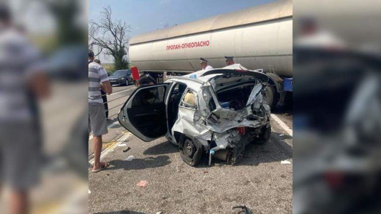 Четверо взрослых и ребенок пострадали в ДТП в Кабардино-Балкарии