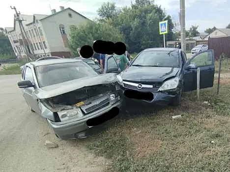 В Шигонах 24 августа при столкновении двух легковушек пострадал человек