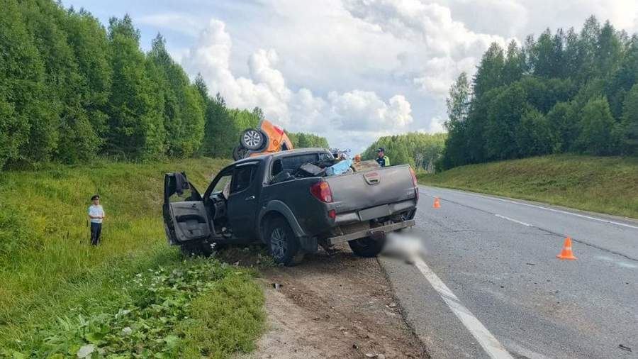 Три человека погибли и один пострадал в ДТП в Вологодской области